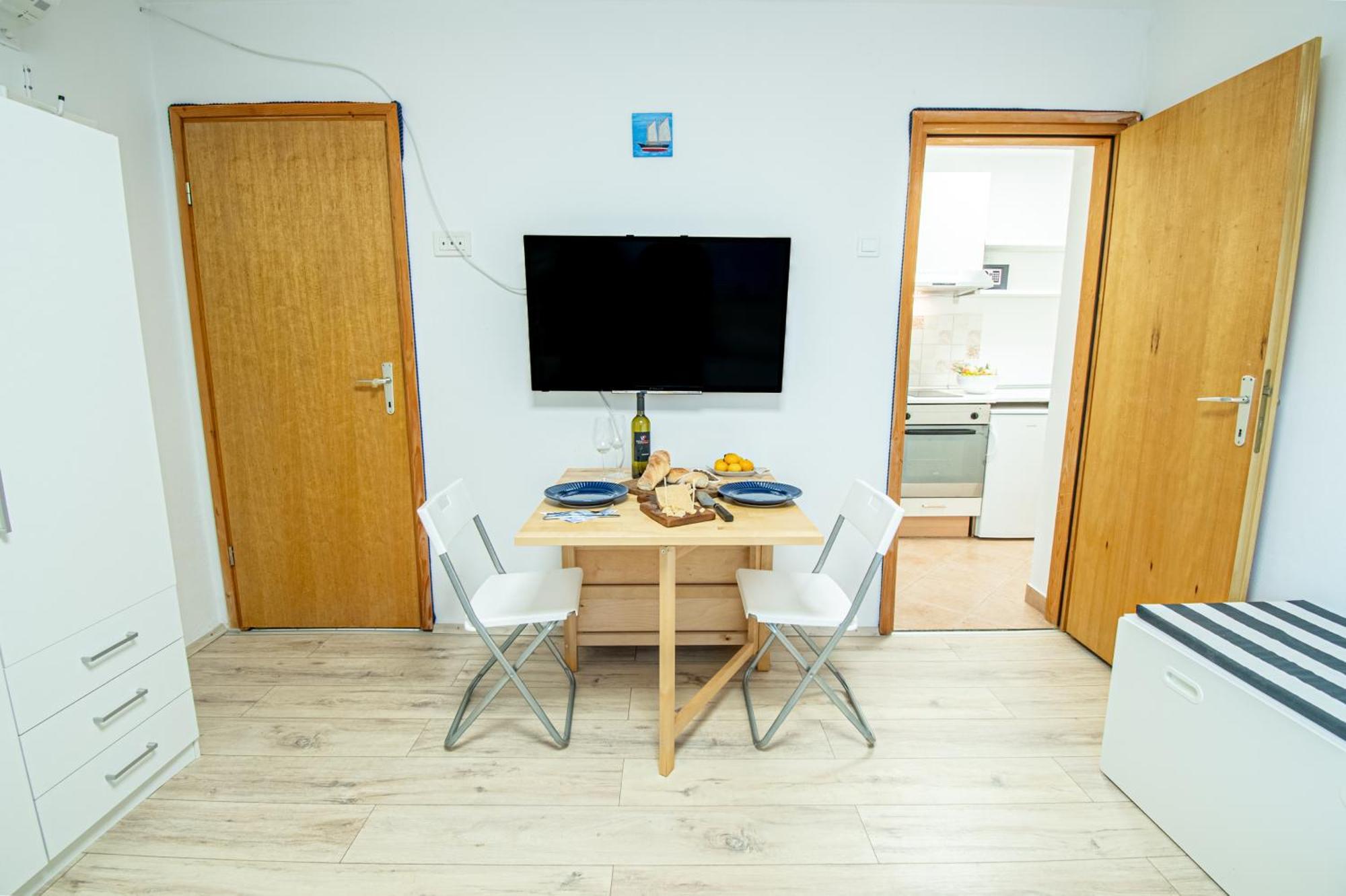 Umag Center Apartment Parking By Rentistra Eksteriør bilde
